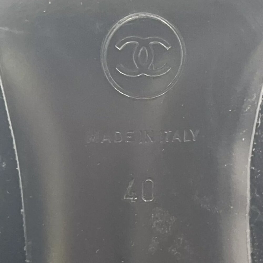 CHANEL Black Velvet Velour Knee High Boots W/Patent Heels/Cap Toe CC/ Logo Sz 40 - Picture 12 of 12